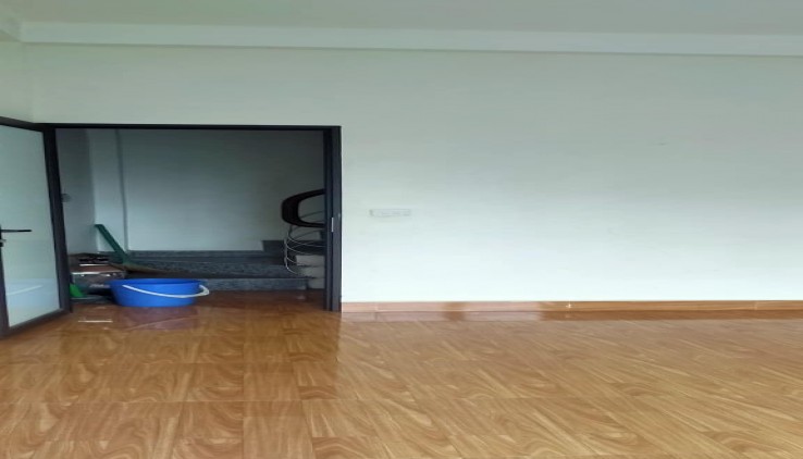 CHO THUÊ NHÀ MẶT PHỐ BỜ SÔNG SÉT 3 TẦNG, 30M2, 2 NGỦ, 3 WC, NGÕ Ô TÔ, KD MỌI MÔ HÌNH - 14TR